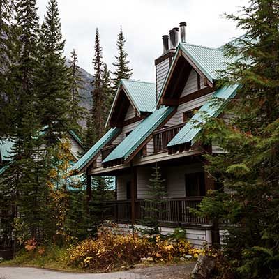 Lodge Cabins in The Rockies