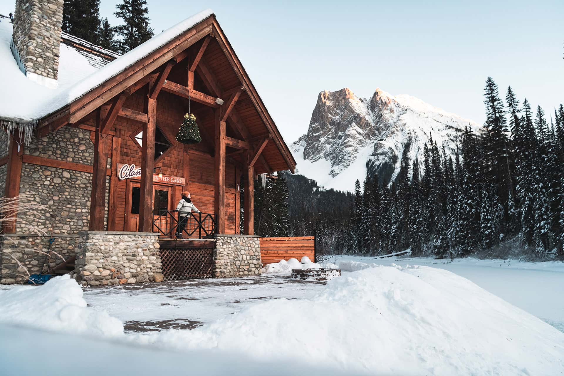 Emerald Lake Lodge Dining Canadian Rocky Mountain Resorts