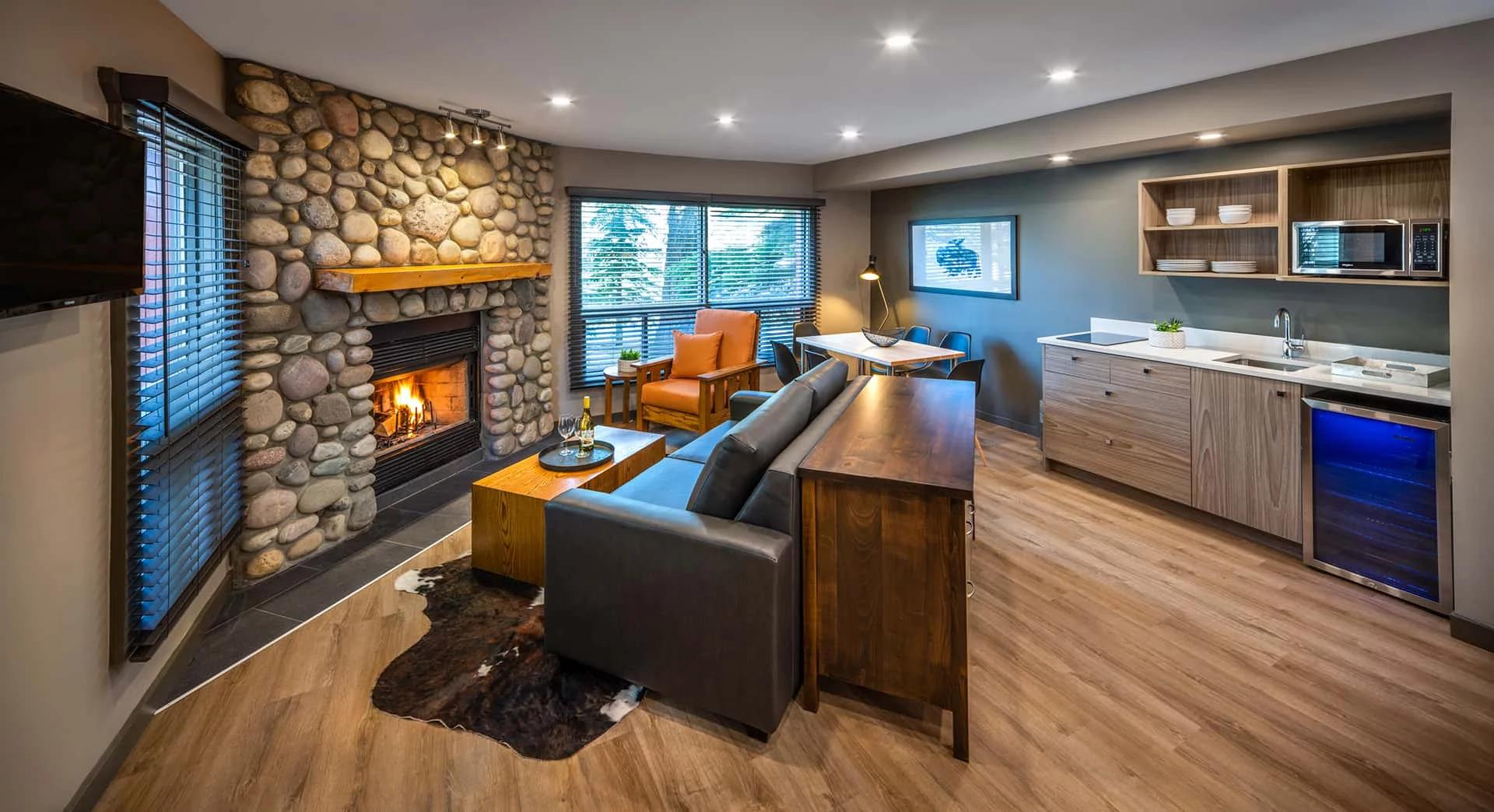 Buffalo 1 Bedroom Suite, 1 King